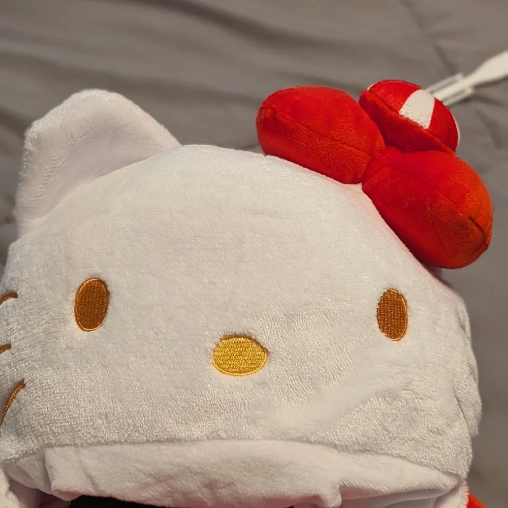 Hello Kitty Hooded Throw Blanket Red Peppermint Bow Kids Wearable‎ Plush 30x50